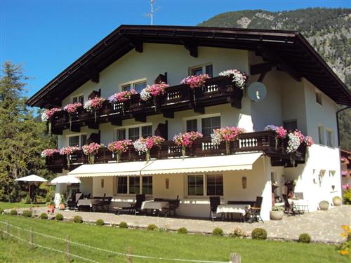 Holiday apartment - 2 persons -  - Naturparkstraße - 6213 - Pertisau