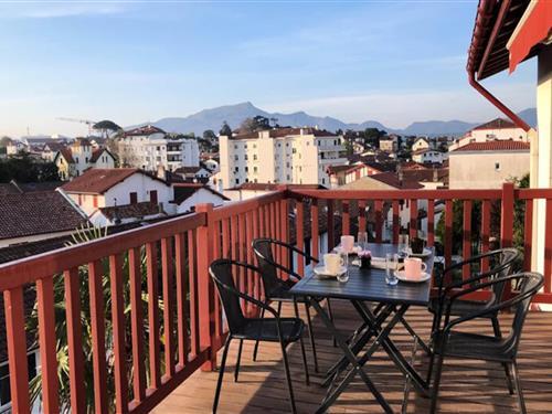 Holiday Home/Apartment - 9 persons -  - 64500 - Saint-Jean-De-Luz