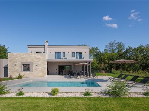 Villa - 8 personer -  - 52220 - Marceljani