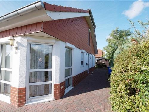 Holiday Home/Apartment - 6 persons -  - Storchenweg - 27632 - Wurster Nordseeküste