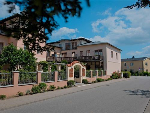 Semesterlägenhet - 2 personer -  - Hermann-Häcker-Straße - 18225 - Kühlungsborn (West)