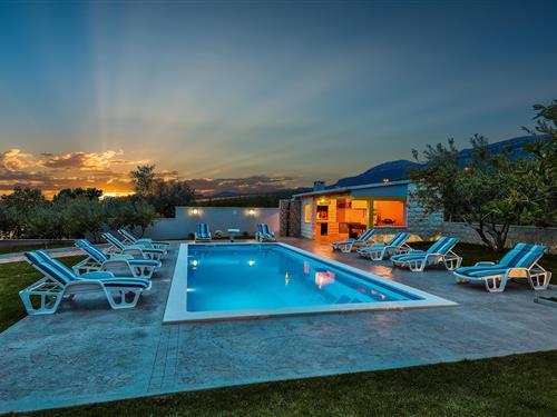 Feriehus - 10 personer -  - Kralja Kresimira - Trogir-Kastel Kambelovac - 21214 - Kastel Kambelovac