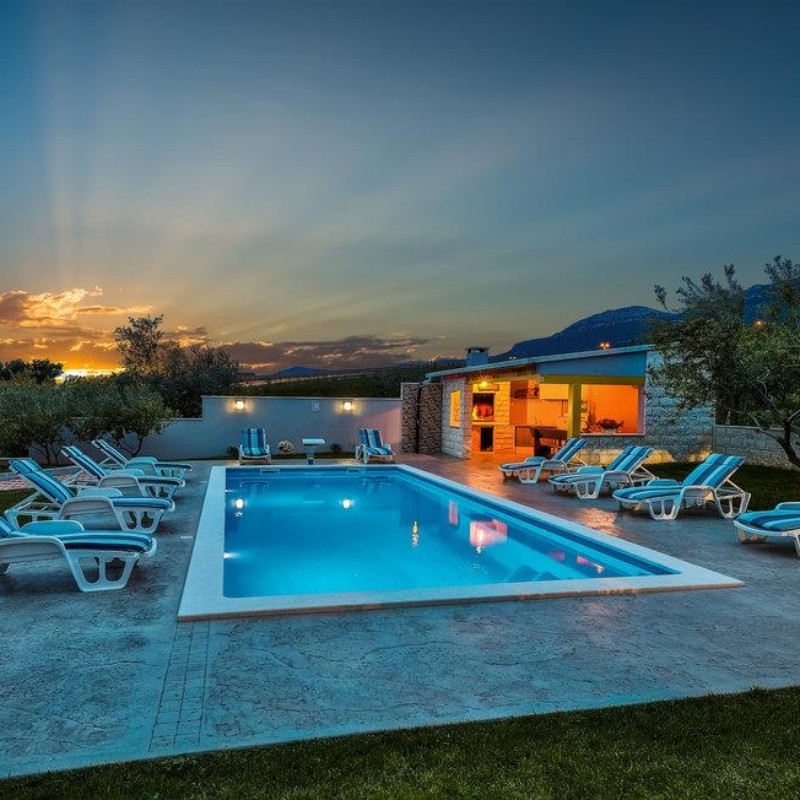 Sommerhus - 10 personer -  - Kralja Kresimira - Trogir-Kastel Kambelovac - 21214 - Kastel Kambelovac