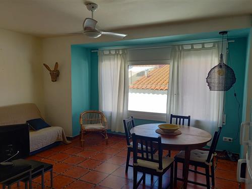 Holiday Home/Apartment - 2 persons -  - 17130 - L'escala