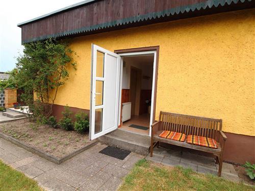 Ferienhaus - 2 Personen -  - Dwasiedener Straße - 18546 - Sassnitz