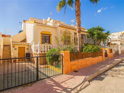 Holiday home - 4 persons -  - Calle Plutón 14, nº - Orihuela Costa-La Florida - 03189 - La Florida