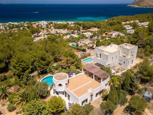 Holiday home - 6 persons -  - Polígon Dragonera - Pinomar, Betlem - 07579 - Betlem