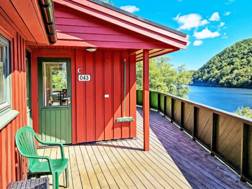 Holiday home - 5 persons -  - 4580 - Spangereid