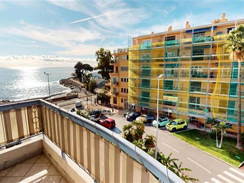 Holiday Home/Apartment - 4 persons -  - 06500 - Menton