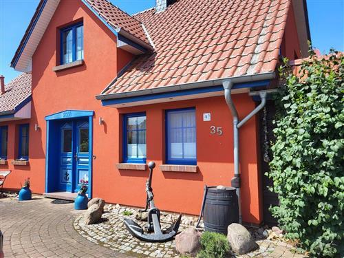 Ferielejlighed - 4 personer -  - Ernst- Thälmann- Strasse - 18347 - Wustrow