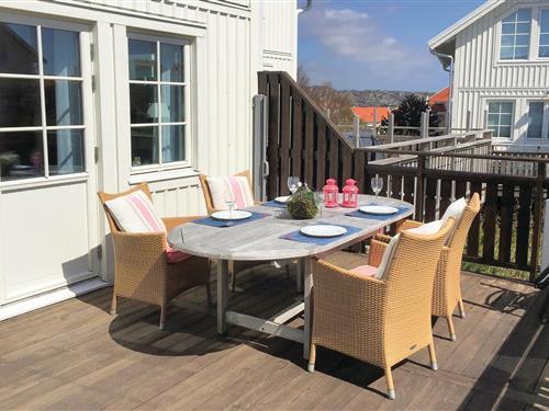 Holiday Home/Apartment - 6 persons -  - Tångesundsvägen - 474 70 - Mollösund