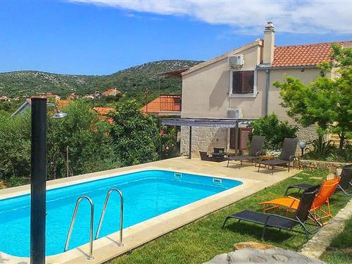 Holiday Home/Apartment - 10 persons -  - Vinišce - 21226 - Vinišce