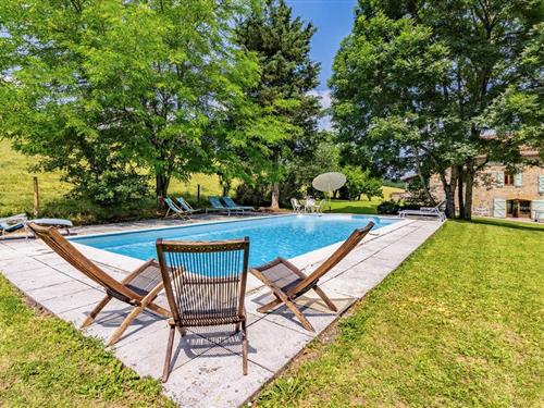 Holiday home - 8 persons -  - Rte de Ginals Lieu Dit Combal - 82160 - Caylus