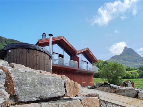 Ferienhaus - 6 Personen -  - Sykkylvsvegen - Sykkylven - 6220 - Straumgjerde