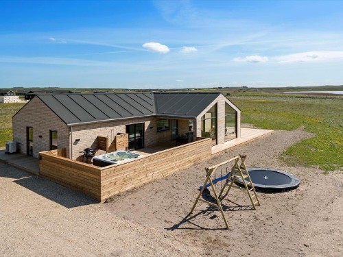 Sommerhus - 10 personer -  - Neerlandiavej - Vejlby Klit - 7673 - Harboøre