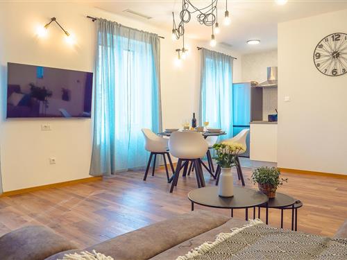 Sommerhus - 4 personer -  - Ulica Ljudevita Matesica - Opatija-Rijeka - 51000 - Rijeka