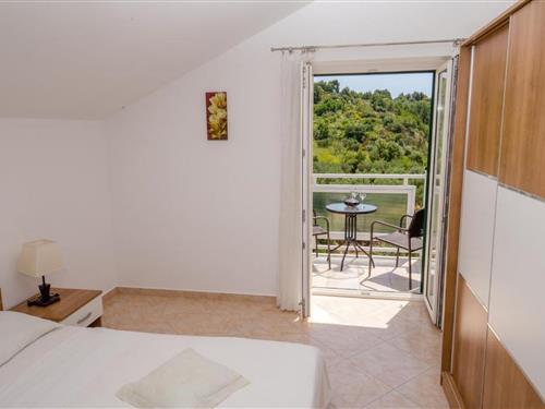 Holiday apartment - 2 persons -  - 21312 - Podstrana