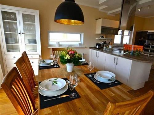 Holiday Home/Apartment - 4 persons -  - Hindenburgstraße - 26757 - Borkum