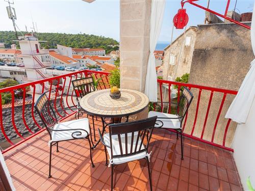 Holiday Home/Apartment - 4 persons -  - Makarska - 21300 - Makarska