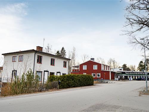 Holiday Home/Apartment - 4 persons -  - Celsings allé - 640 30 - Hälleforsnäs