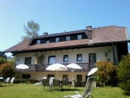 Holiday Home/Apartment - 5 persons -  - Keutschach - 9074 - Keutschach Am See