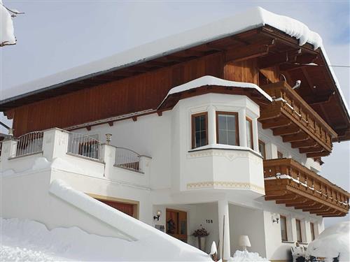 Holiday apartment - 4 persons -  - Dorf - 6521 - Fließ