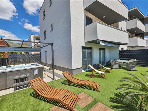 Ferielejlighed - 6 personer -  - Ulica Kneza Domagoja - Trogir-Seget Donji - 21218 - Seget Donji