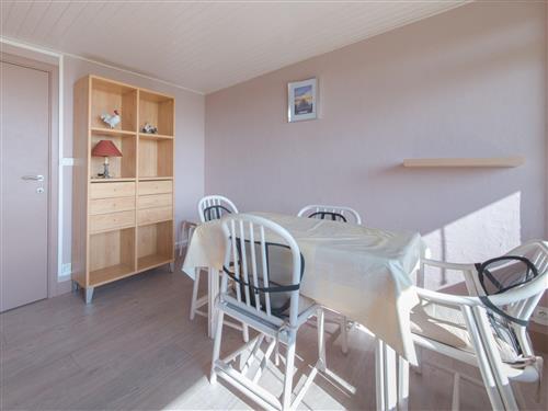 Holiday Home/Apartment - 2 persons -  - De Haan - 8420