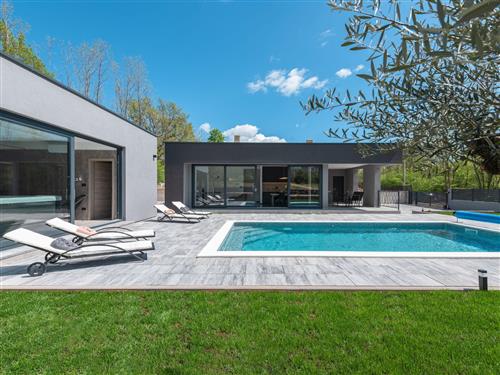 Holiday home - 6 persons -  - Nedescina - 52231