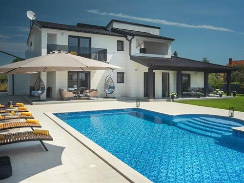 Holiday home - 10 persons -  - Paganorska - 52100 - Pula