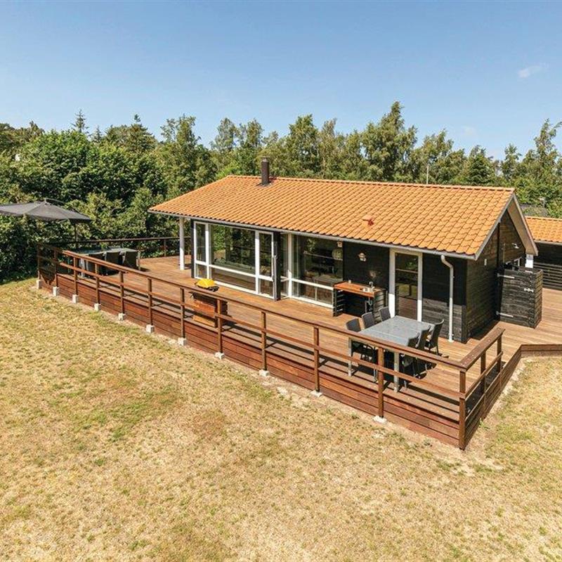 Sommerhus - 6 personer -  - Fyrrebakken - Østre Sømark - 3720 - Åkirkeby