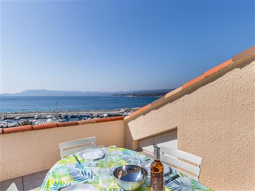 Holiday apartment - 4 persons -  - Saint Cyr Sur Mer La Madrague - 83270