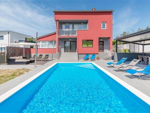 Holiday Home/Apartment - 8 persons -  - Veli Vrh - 52100 - Pula