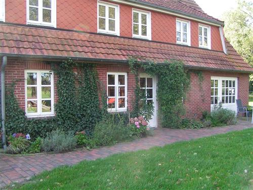 Holiday Home/Apartment - 6 persons -  - Sinsumer Weg - 26969 - Burhave