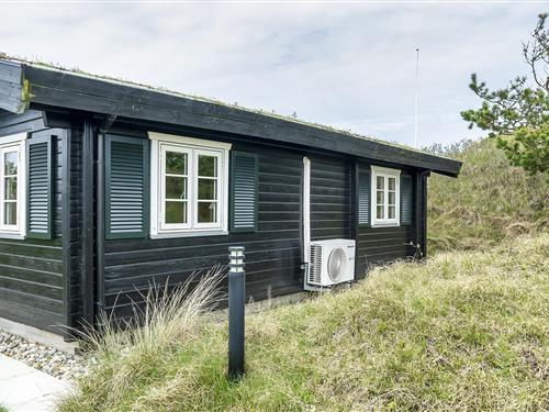 Holiday Home/Apartment - 4 persons -  - Risvej - Vejers Nordstrand - 6853 - Vejers Strand