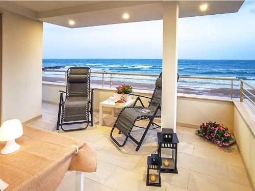 Holiday home - 4 persons -  - Via Fiordalisi - Marina Di Ragusa - 97017 - Kaukana