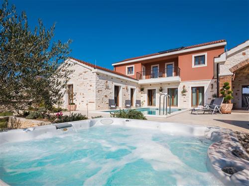 Feriehus - 8 personer -  - Šibenik - 22000