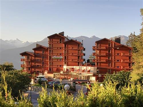 Holiday Home/Apartment - 4 persons -  - Crans-Montana - 3962
