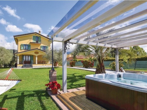 Sommerhus - 9 personer -  - Via Sarzanese - Viareggio - 55054 - Piano Di Con.Massarosa