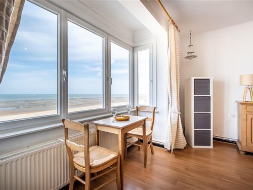 Holiday Home/Apartment - 8 persons -  - 8670 - Koksijde