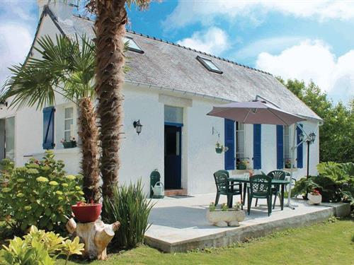 Holiday home - 6 persons -  - rue de Kroas Prenn - 29940 - La Forêt Fouesnant