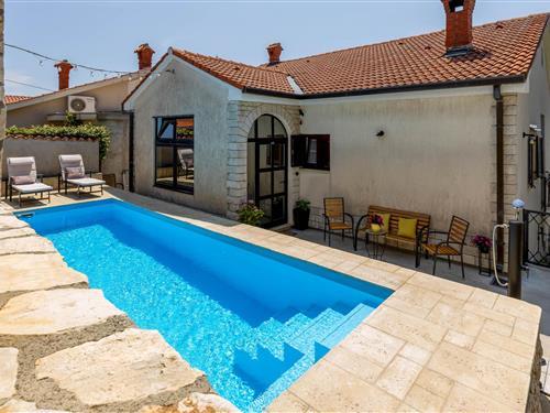 Holiday home - 10 persons -  - Glavani - Crikvenica - Kostrena - 51221 - Glavani