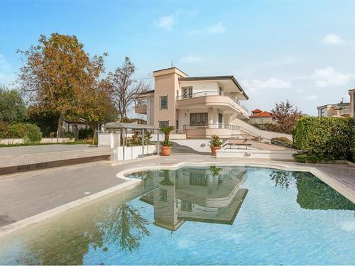 Sommerhus - 6 personer -  - Via Antonio Iadevaia - 81100 - Caserta