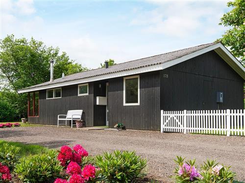 Sommerhus - 6 personer -  - Pøt Strandby - Pøt Strandby - 7130 - Juelsminde