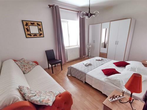 Holiday apartment - 8 persons -  - 20272 - Brna