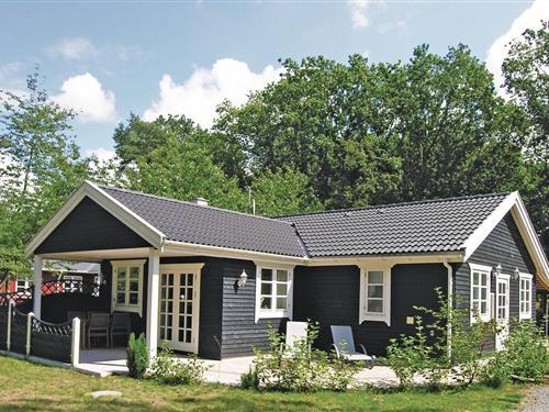 Sommerhus - 6 personer -  - Sahara - Sorthat - 3700 - Rønne