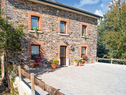 Holiday home - 8 persons -  - 4990 - Lierneux