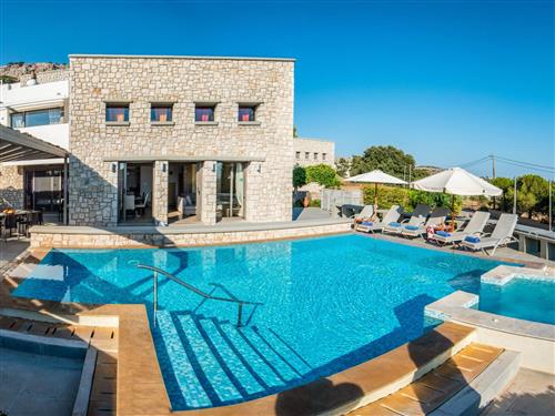 Holiday home - 7 persons -  - Gennadi - 85109