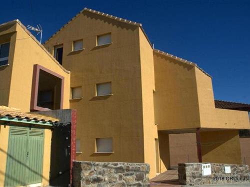 Holiday home - 22 persons -  - Calle Numancia - 28296 - Santa María De La Alameda