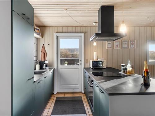 Fritidshus - 8 personer -  - Neerlandiavej - Vejlby Klit - 7673 - Harboøre